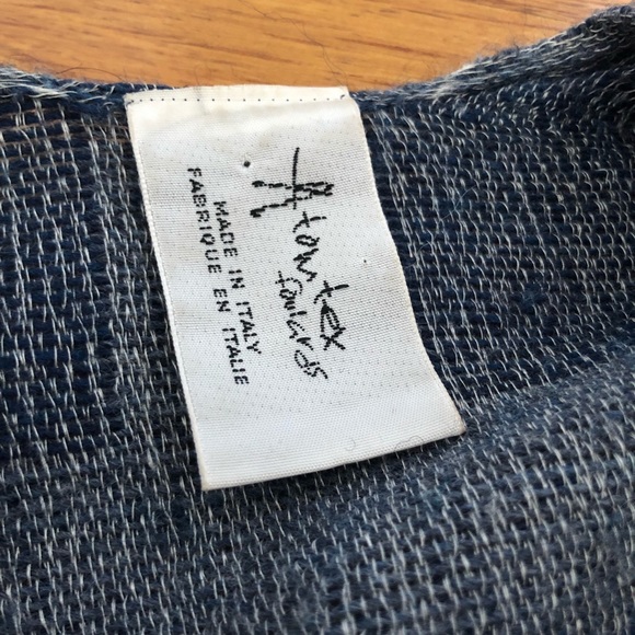 Poncho/ Wrap - Picture 4 of 5